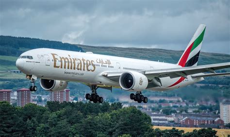 Flight Review: Emirates Boeing 777.